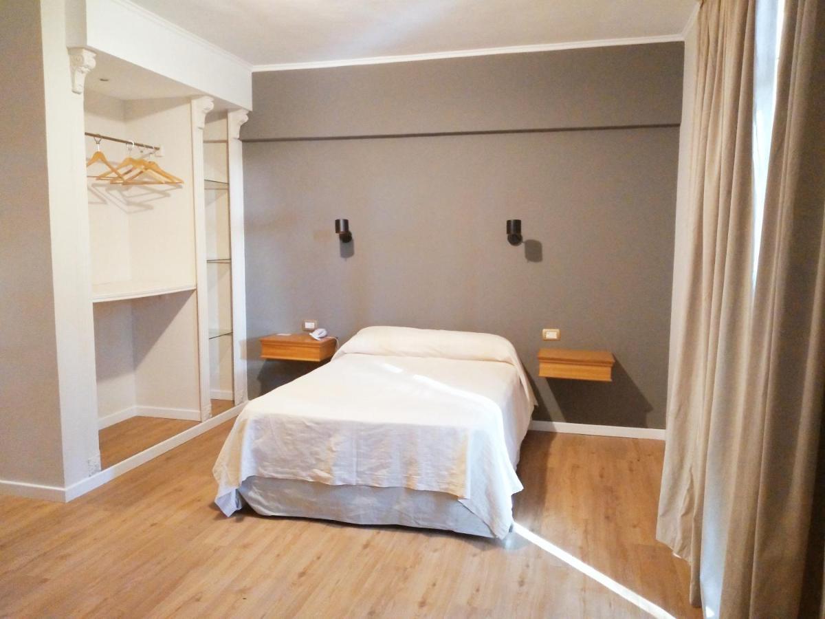 Catange Hotel Charata Buitenkant foto