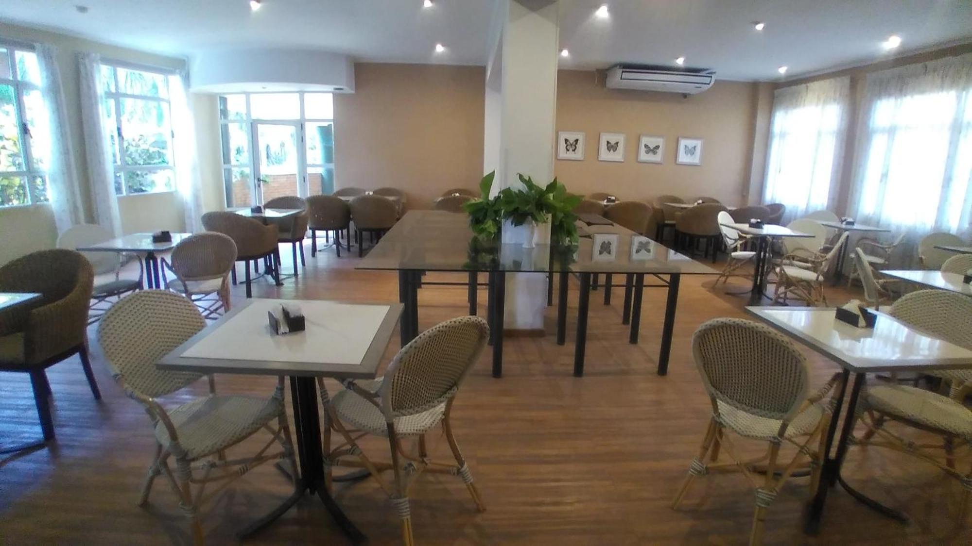 Catange Hotel Charata Buitenkant foto