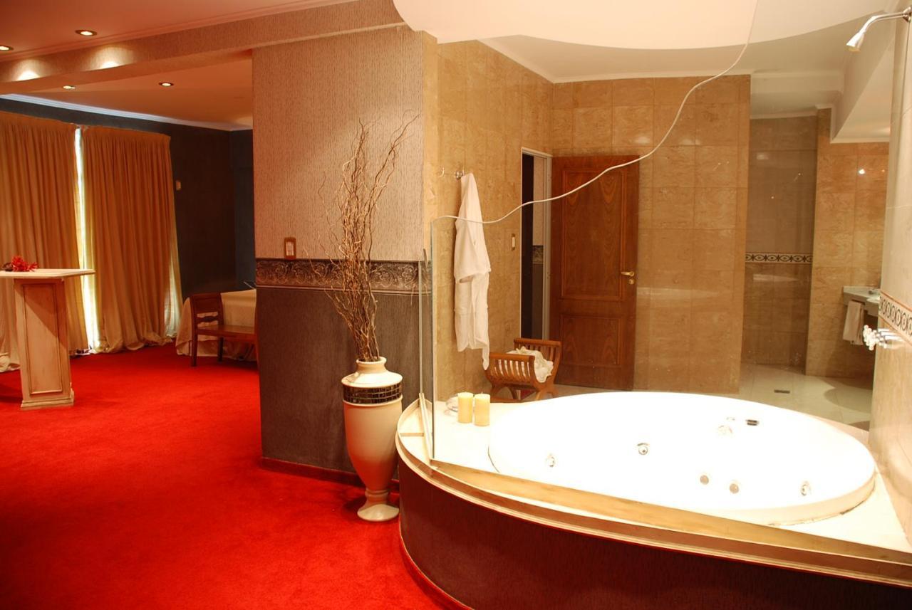 Catange Hotel Charata Buitenkant foto
