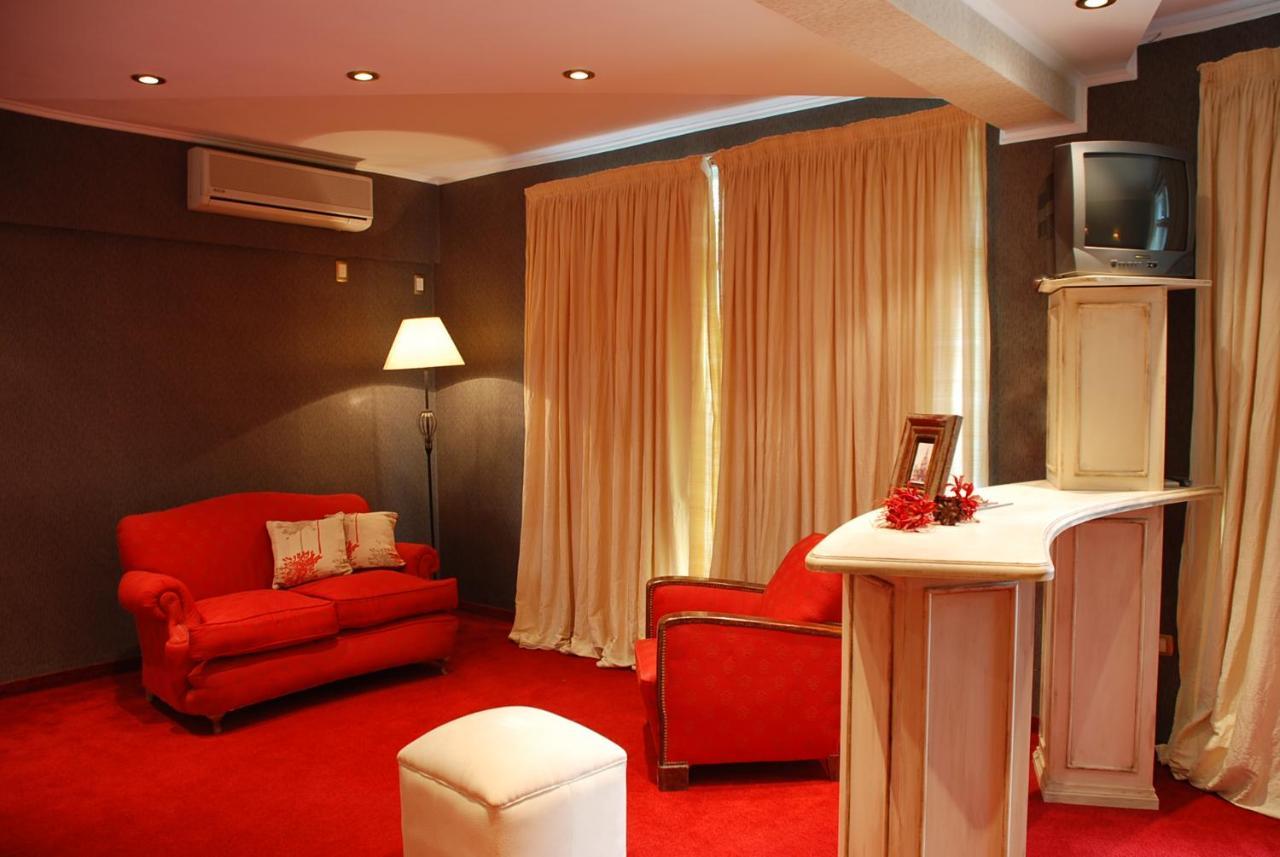 Catange Hotel Charata Buitenkant foto