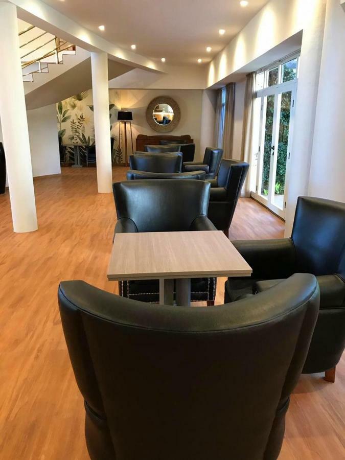Catange Hotel Charata Buitenkant foto